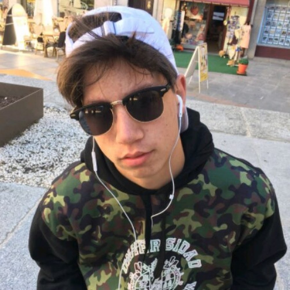 Meet your Posher, Will